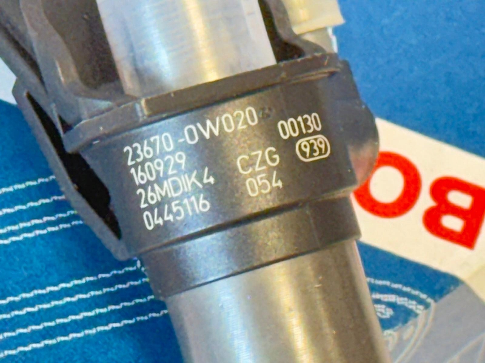 Sada 4 ks vstřikovačů 2367033060 — Toyota Corolla Bosch 1.4 D-4D, En stock, taxe comprise — foto 7 z 7