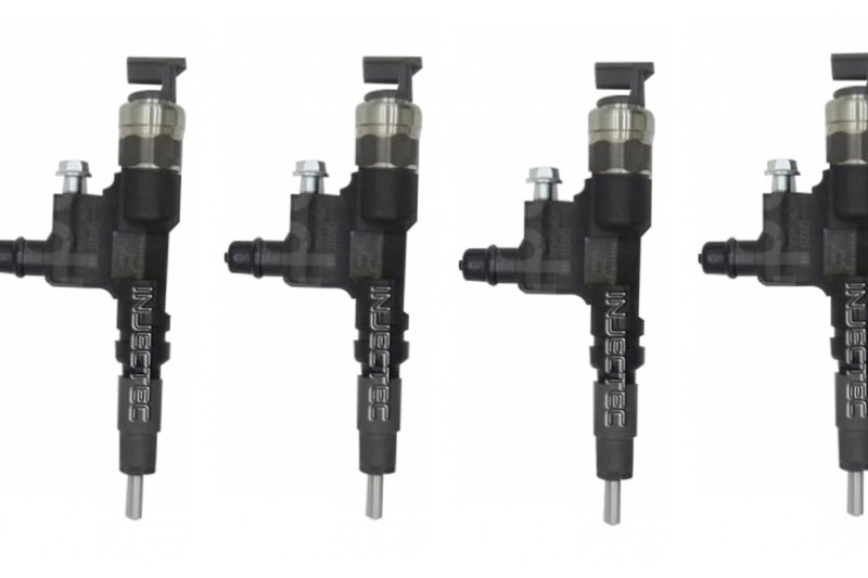 Denso jeu de 4 injecteurs 2367079016